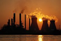 宏观数据再降温 经济下行压力仍大